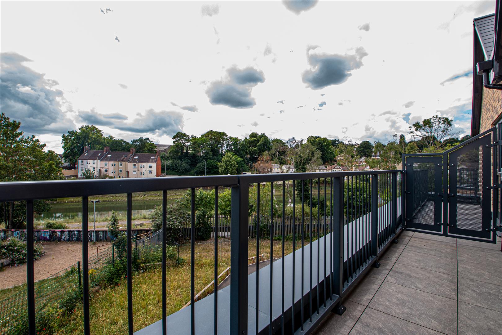 2 bed property in Robert Ratcliffe Close, Ipswich